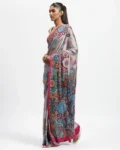 1117Wx1400H-410480058-gry03-MODEL-700×877-1.avif