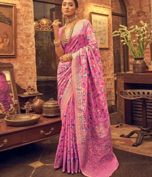 Women Floral Woven Kanjeevaram saree with Contrast Border