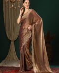 1117Wx1400H-467334697-brown-MODEL-700×877-1.avif