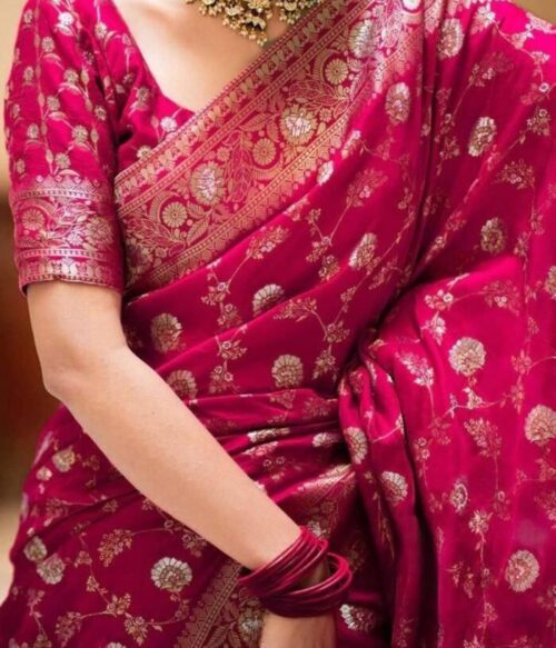 Women Banarasi Saree with Woven Motifs