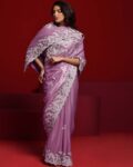 1117Wx1400H-700214137-lavender-MODEL-700×877-1.avif