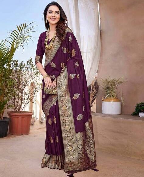 Women Floral Woven Saree with Tassels
