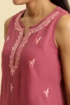 Laiba-Pink-Sleeveless-Short-Kurti1-700×1050-1.webp