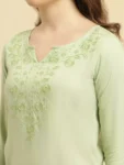 GreenSelfSilK-Short1-700×933-1.webp