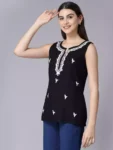 laiba-black-sleeveless-short-kurti1-1-700×933-1.webp