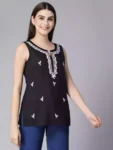 laiba-black-sleeveless-short-kurti1-1-700×933-1.webp