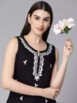 laiba-black-sleeveless-short-kurti1-1-700×933-1.webp