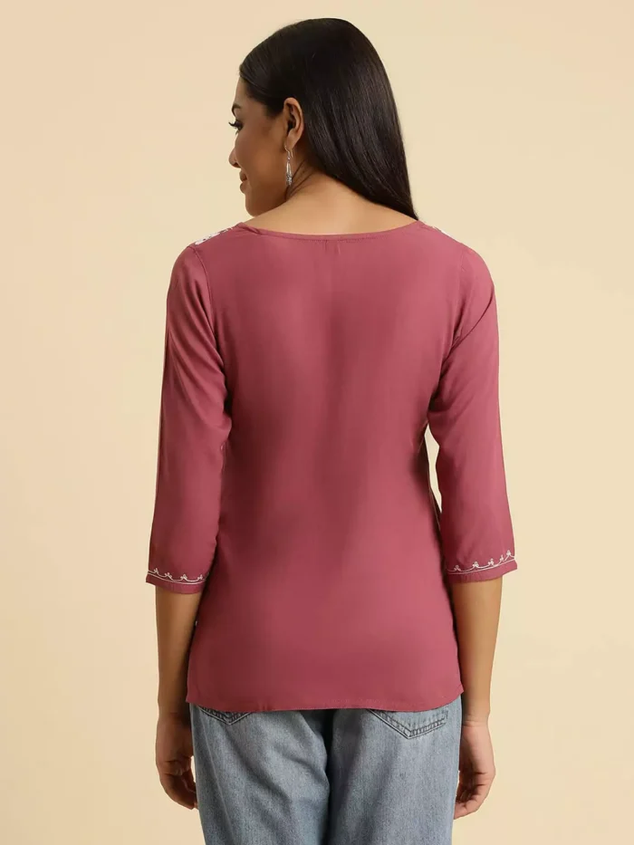 light-wine-silk-short4-700x933-1.webp
