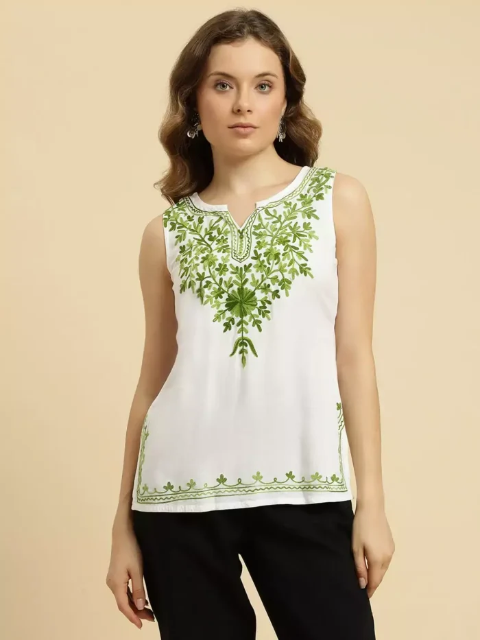 white-green-sleeveless1-700x933-1.webp