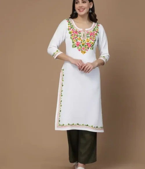 Aylin White Embroidred Kurti